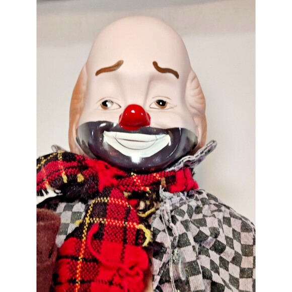 Vintage 80s 16" Porcelain Clown Happiness Hobo Clown-Flaw - Picture 5 of 14